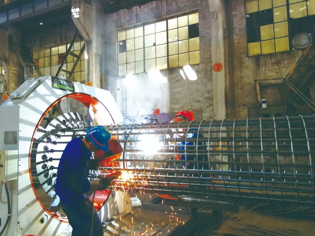 ��䓼��F(tu��n)����쌍�����L(f��ng)�����Ȱl(f��)չ����