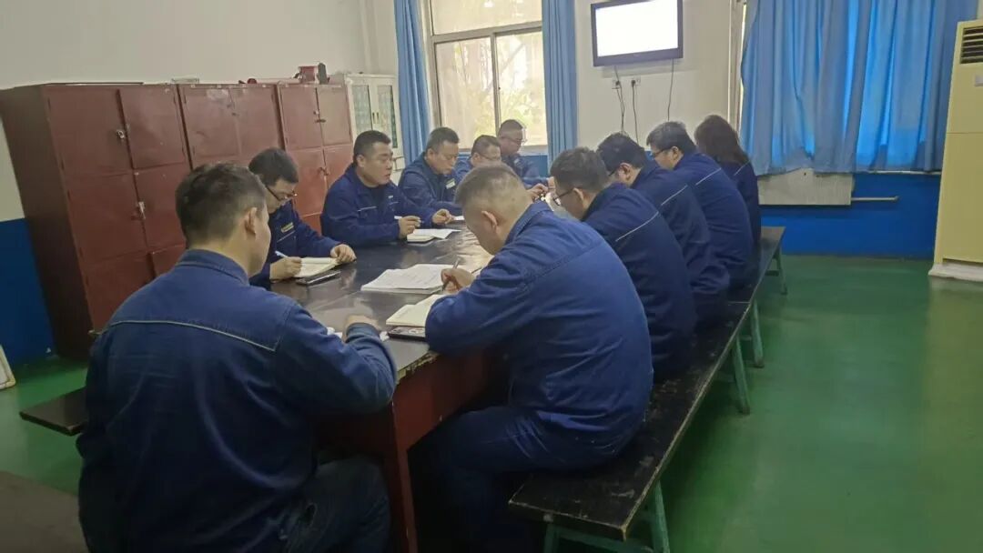 鑄造生產(chǎn)開發(fā)中心全力打好安全生產(chǎn)攻堅戰(zhàn)