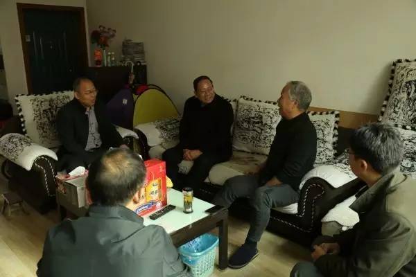 ��䓼��F(tu��n)�h���I(l��ng)��(d��o)������䓹�˾����ο��(w��n)���h�T