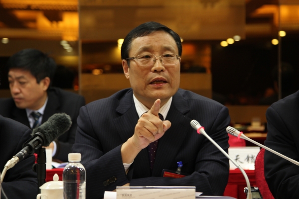 陜鋼集團(tuán)召開(kāi)首屆五次職工代表大會(huì)暨2016年工作會(huì)