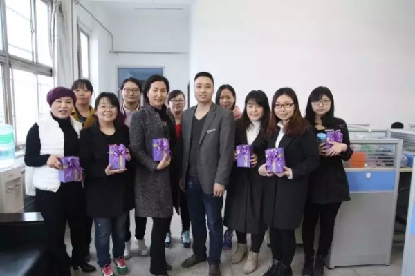 ��䓼��F(tu��n)����λ�_(k��i)չ�c�����ˡ����(d��ng)