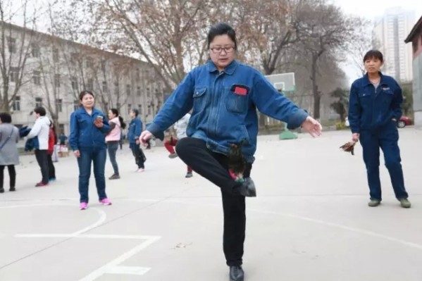 ��䓼��F(tu��n)����λ�_(k��i)չ�c�����ˡ����(d��ng)