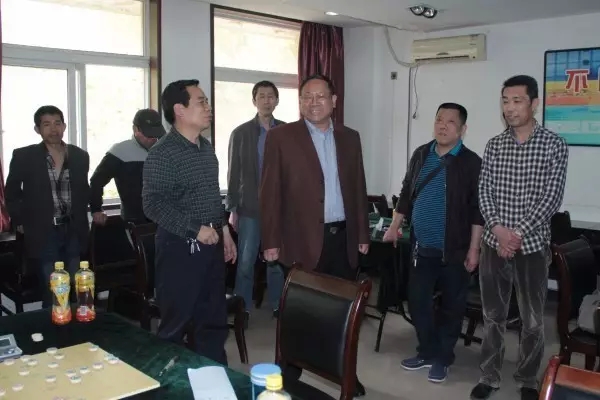 ���F(tu��n)�I(l��ng)��(d��o)����(zh��n)����䓱�������ِ�(du��)�T�Ąż�