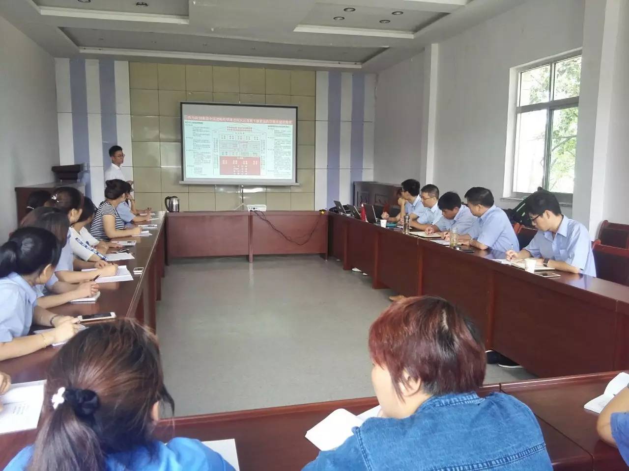 陜鋼集團信息化研發(fā)中心到華冶公司調(diào)研座談