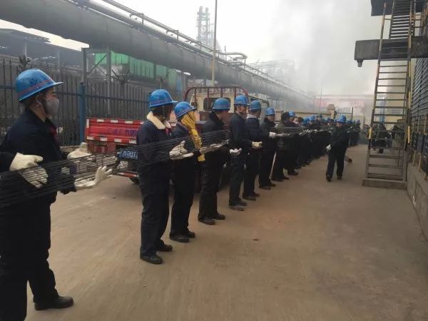 華富公司全員會戰(zhàn) 助推脫硫建設(shè)步伐 華富公司全員會戰(zhàn) 助推脫硫建設(shè)步伐