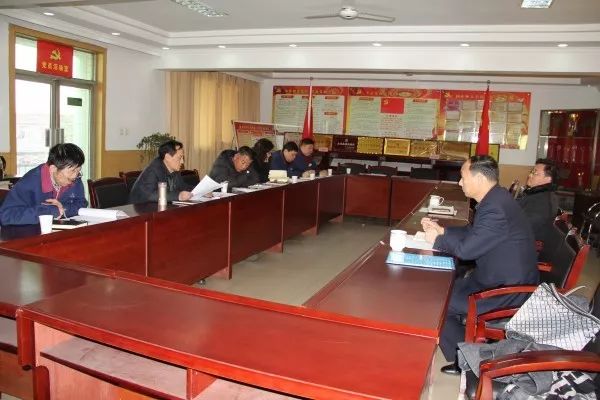 ���F(tu��n)��˾�I(l��ng)��(d��o)���C�Ϸ���(w��)��˾��ͬ�d��˾����(d��o)2017����I(l��ng)��(d��o)�������������(hu��)