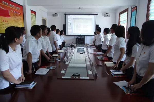 һ������֮�� ����ӛ��䓼��F(tu��n)�����ȵ����v�û��(d��ng)