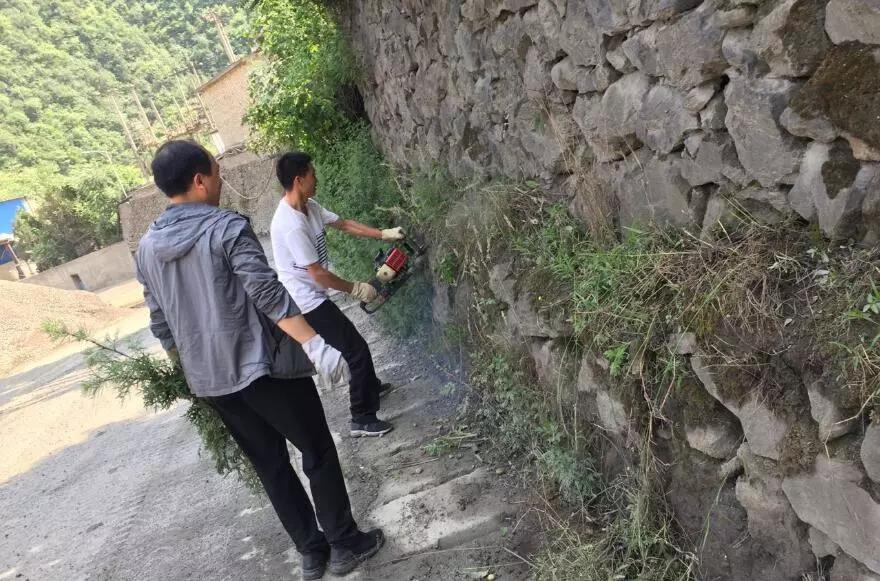 大西溝礦業(yè)公司加強(qiáng)現(xiàn)場(chǎng)整治建設(shè)美麗礦山