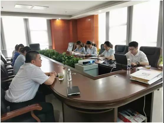“與時(shí)俱進(jìn)，銳意進(jìn)取”——龍鋼集團(tuán)進(jìn)出口公司組織開展國際貿(mào)易金融業(yè)務(wù)培訓(xùn)