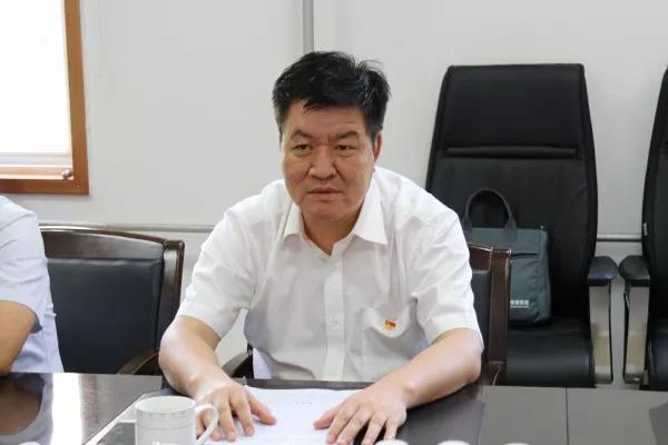 陜鋼集團(tuán)、龍鋼集團(tuán)召開寶軋公司干部大會(huì)