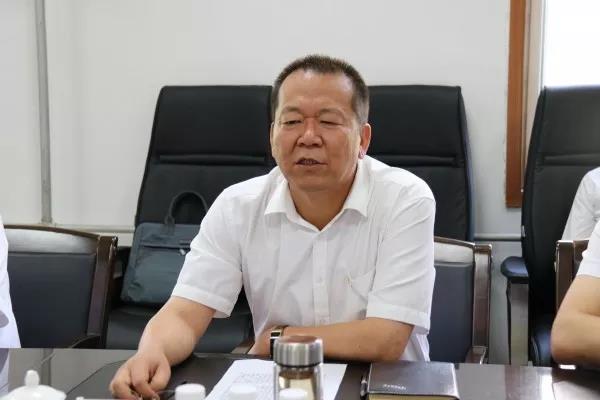 陜鋼集團(tuán)、龍鋼集團(tuán)召開寶軋公司干部大會(huì)