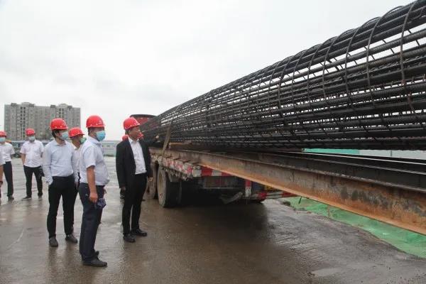 �������M�W��(j��ng)� �،�˼·�\�l(f��)չ