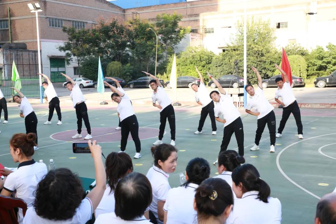 ��䓼��F(tu��n)��ӭ���c��ȫ����V���w��չ�ݻ����Ӱ