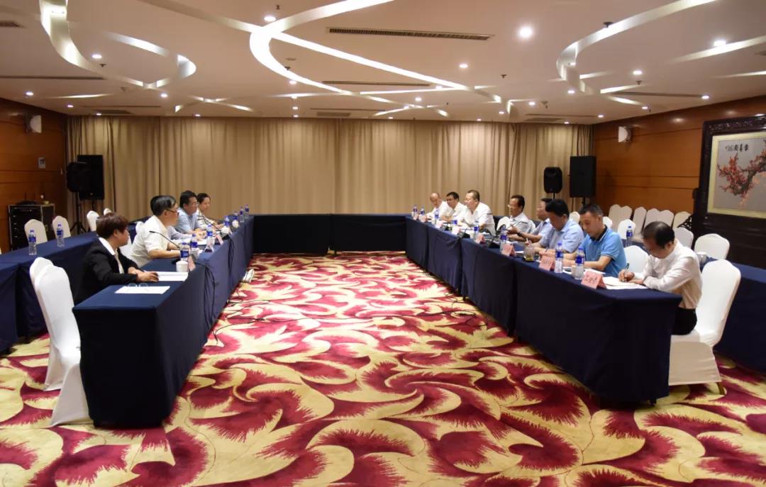 龍鋼集團三家雙管單位召開“黨建領航、班子引領，干部走在前列”領導班子“三基三對標” 工作述職會