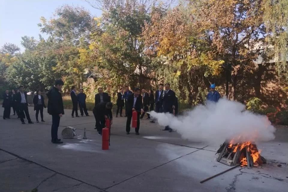 ��䓼��F(tu��n)��˾�_չ������ȫ�F(xi��n)��(ch��ng)��Ӗ(x��n)